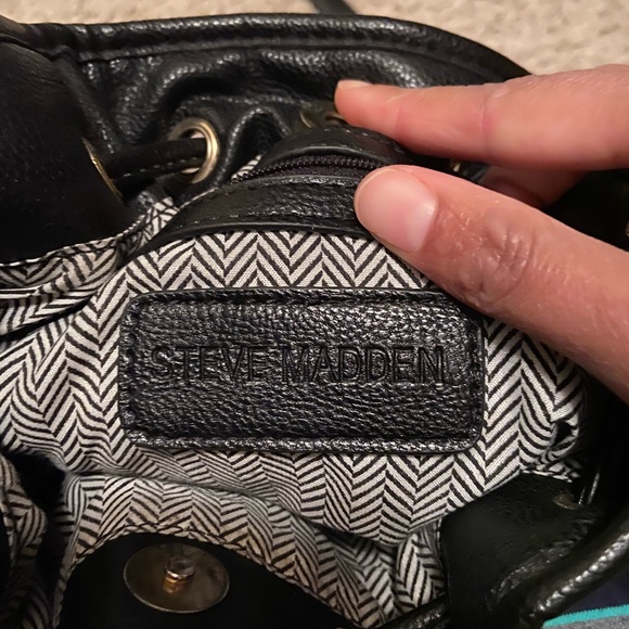 Steve Madden - Picture 3 of 3